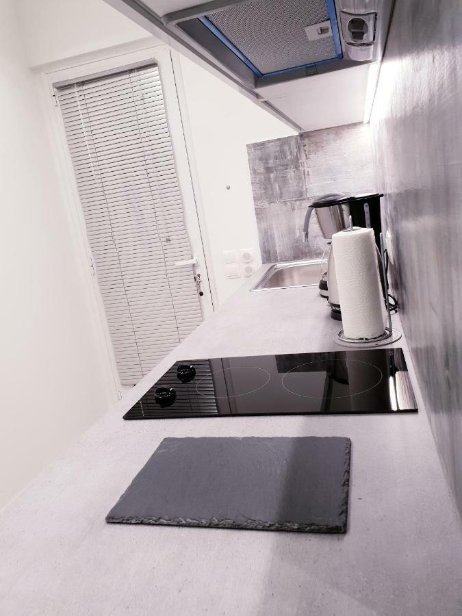 Beautiful Brand New Apartment Seaside Atenas Exterior foto