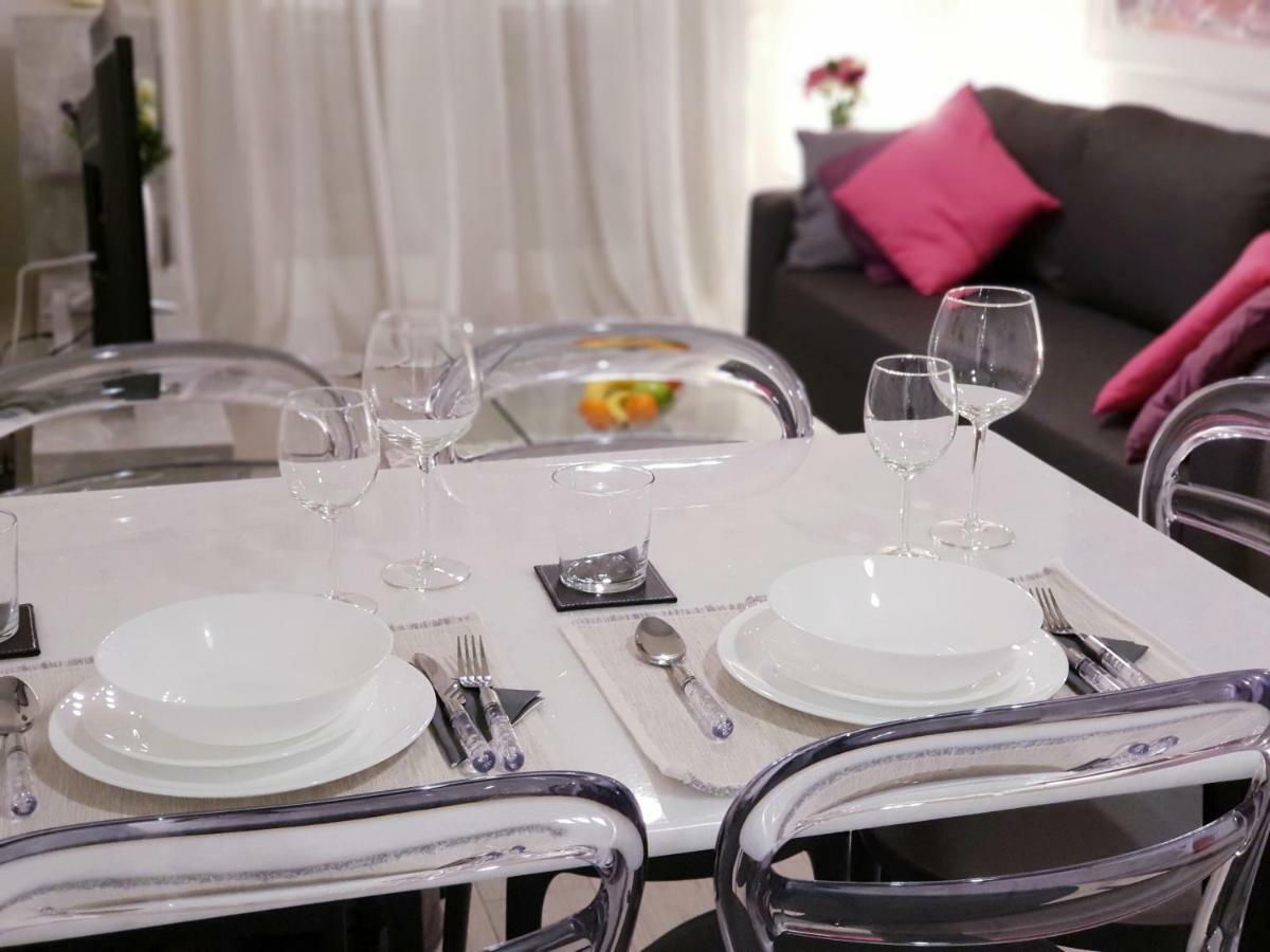 Beautiful Brand New Apartment Seaside Atenas Exterior foto