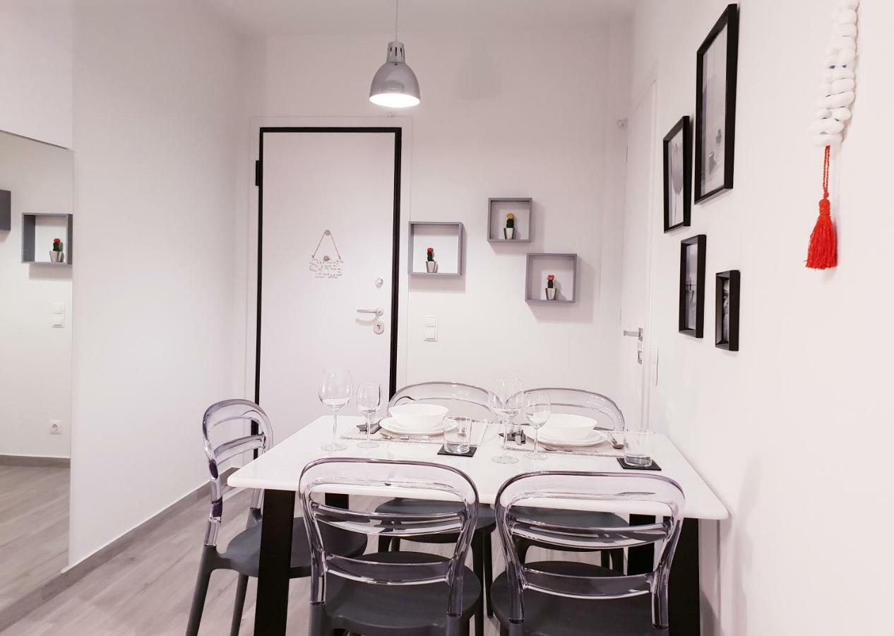 Beautiful Brand New Apartment Seaside Atenas Exterior foto